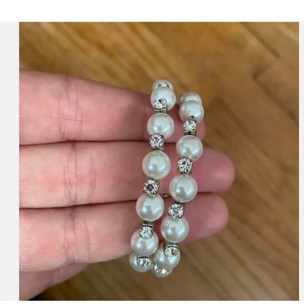 Gorgeous RMN Vintage Beaded Memory Wire Bracelet Faux Pearls & Rhinestones